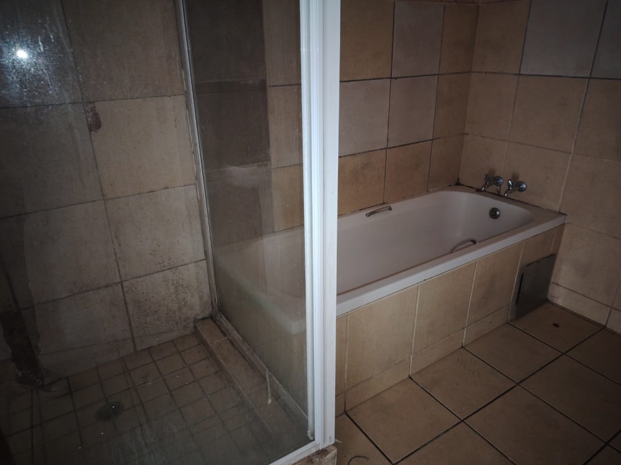 3 Bedroom Property for Sale in Rustenburg Central North West